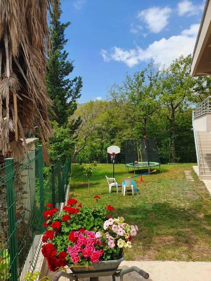 Villa Rada Игало Екстериор снимка